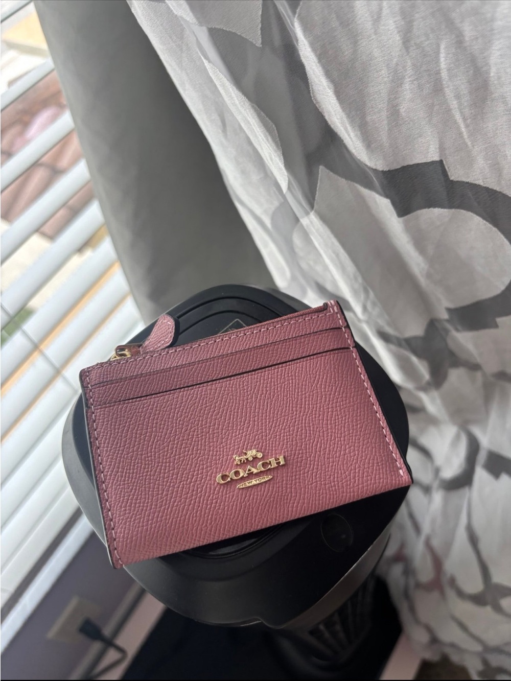 Coach Mauve Pink Leather Card Wallet with Gold Logo